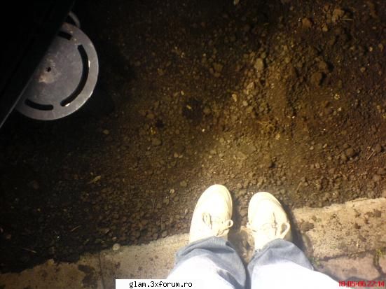 lightin up my feet poze artistice
